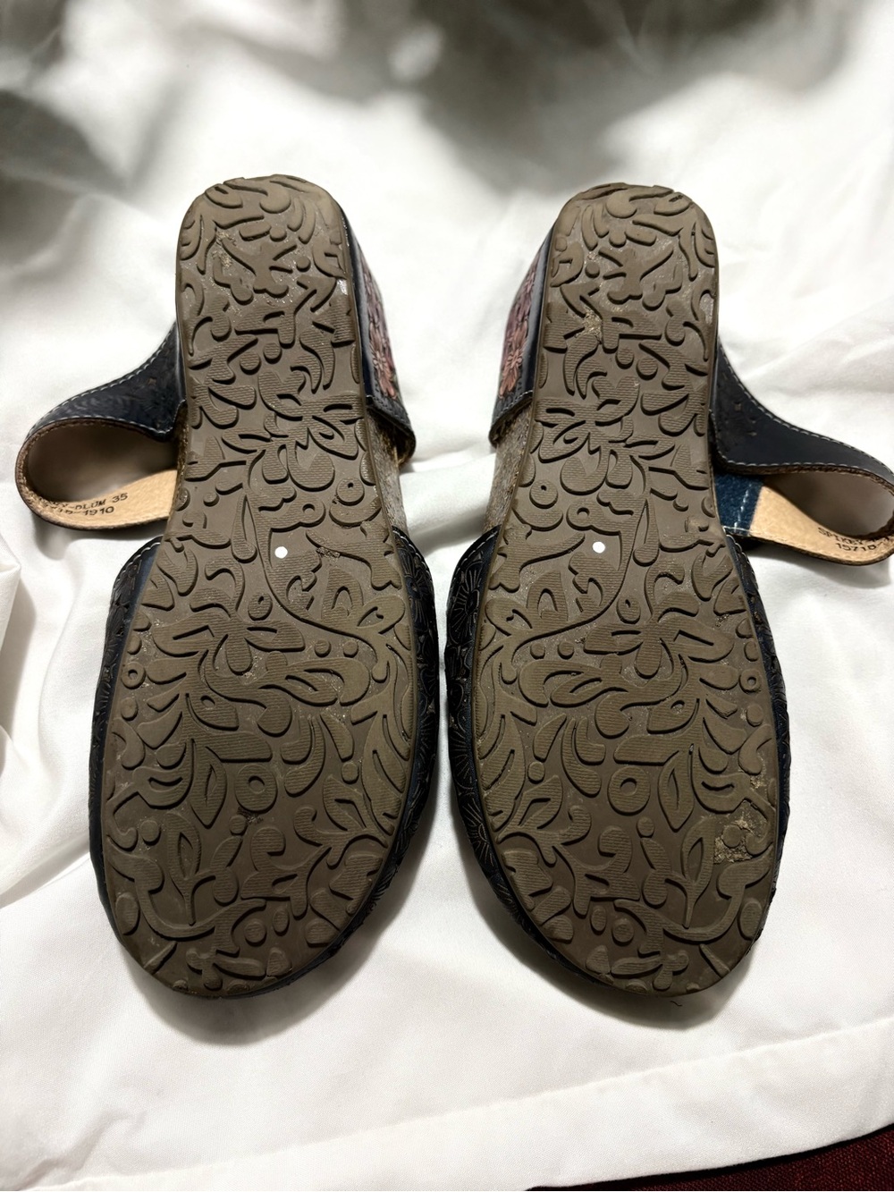 L'Artiste Spring Step Women’s Sandals Size 35 (US 5) “Spikey Blum” Floral Wedge - Picture 3 of 12